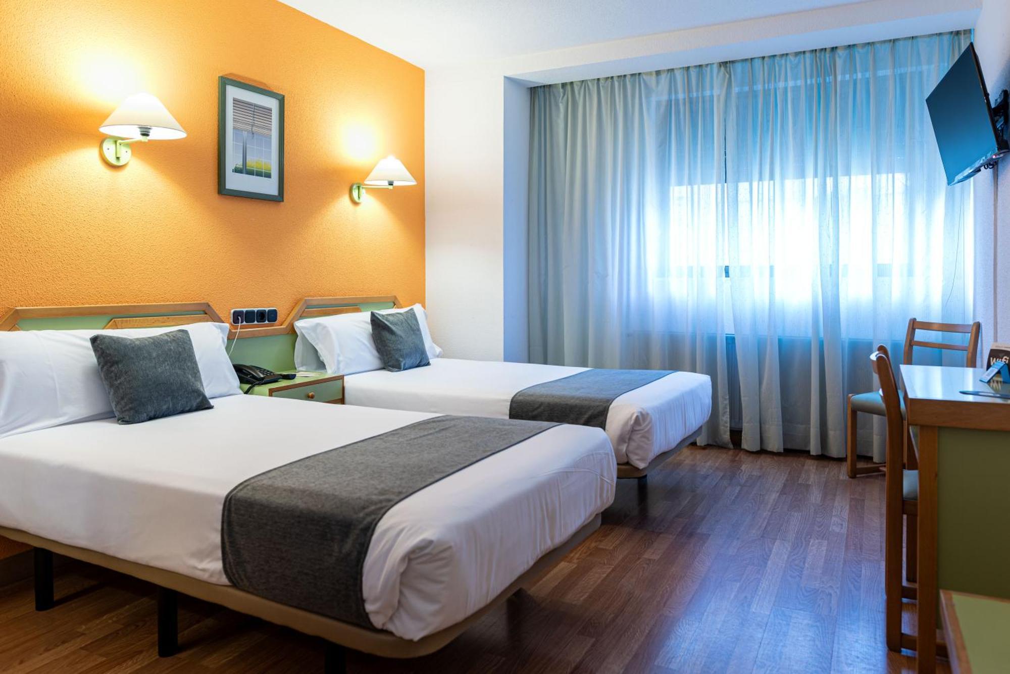 Hotel Alda กีฮวยโล ภายนอก รูปภาพ